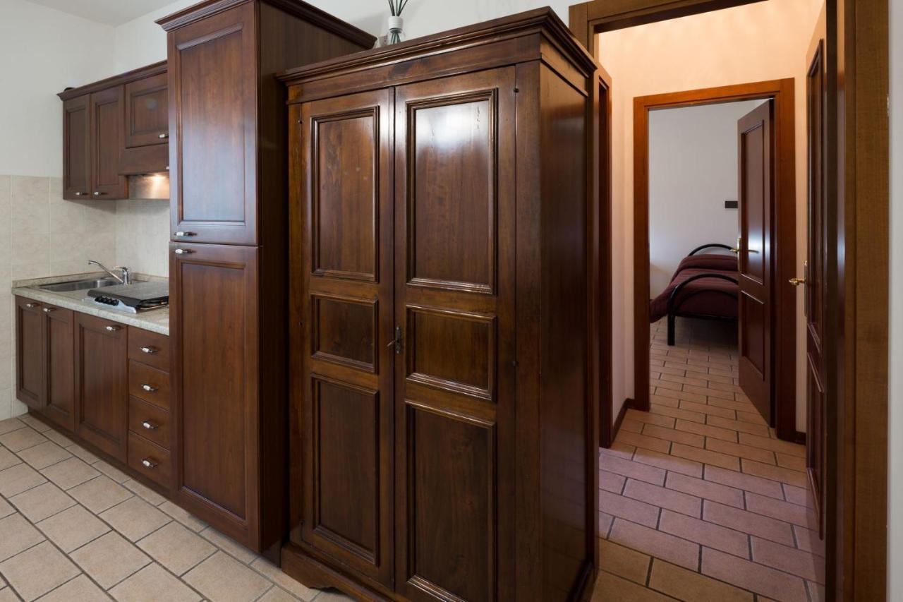 Agriturismo Casella Del Piano Губио Екстериор снимка