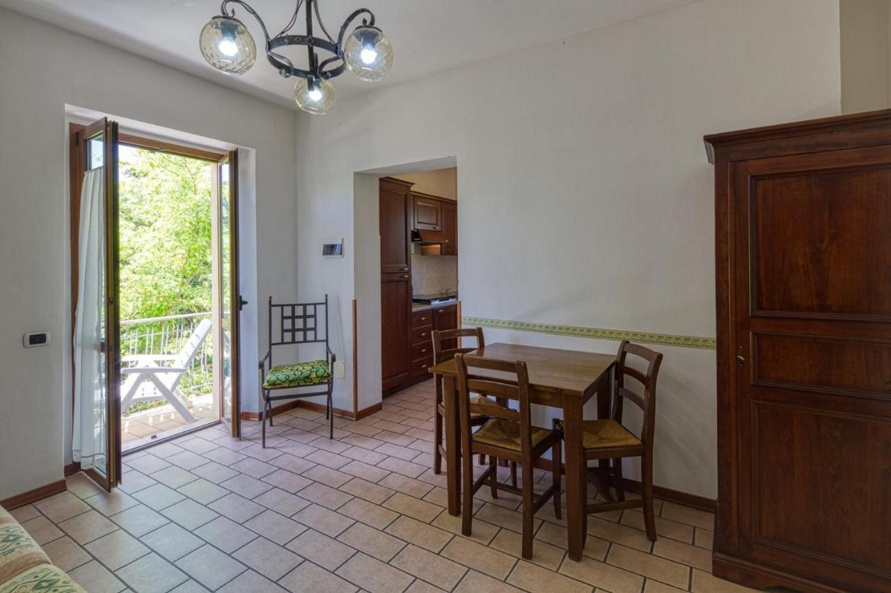 Agriturismo Casella Del Piano Губио Екстериор снимка